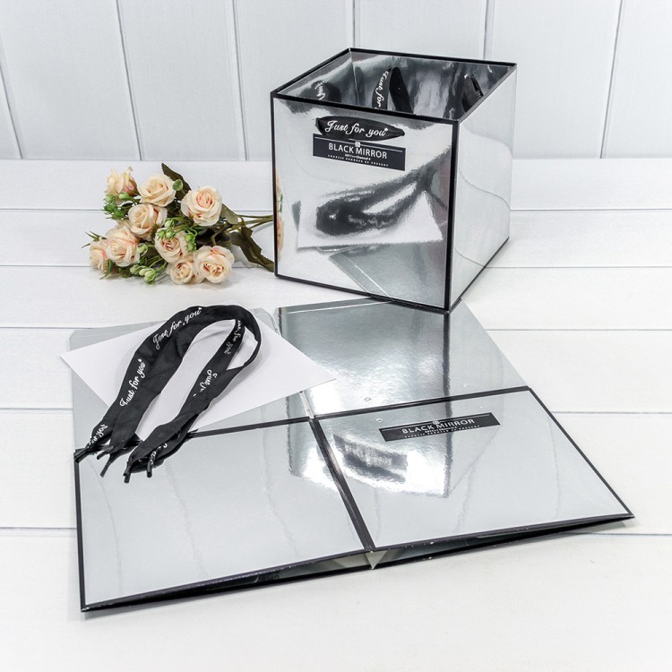 000185Q/4 Пакет подарочный сборный Серебряный 18*18*18 240г 1/10 1/240