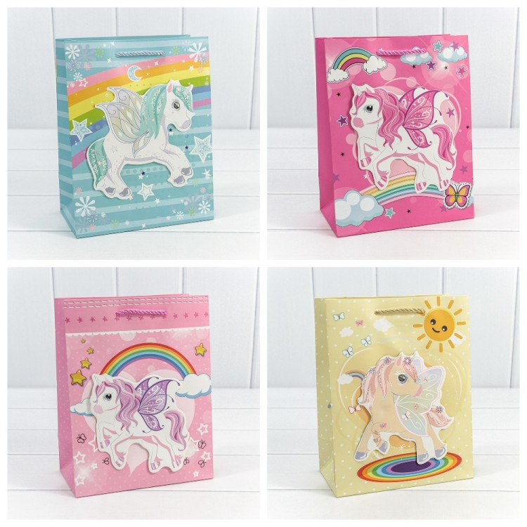 000333E Пакет подарочный с 3D аппликацией "Единороги" (микс) 18*23*10 210г 1/20 1/360